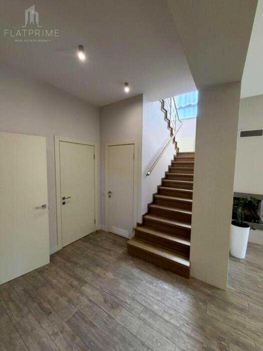1878395396862974