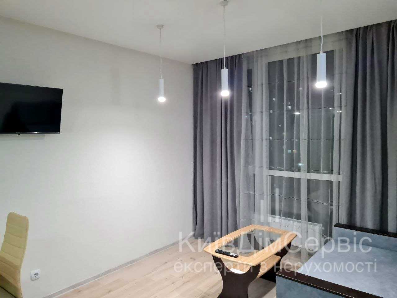 1878395585641071