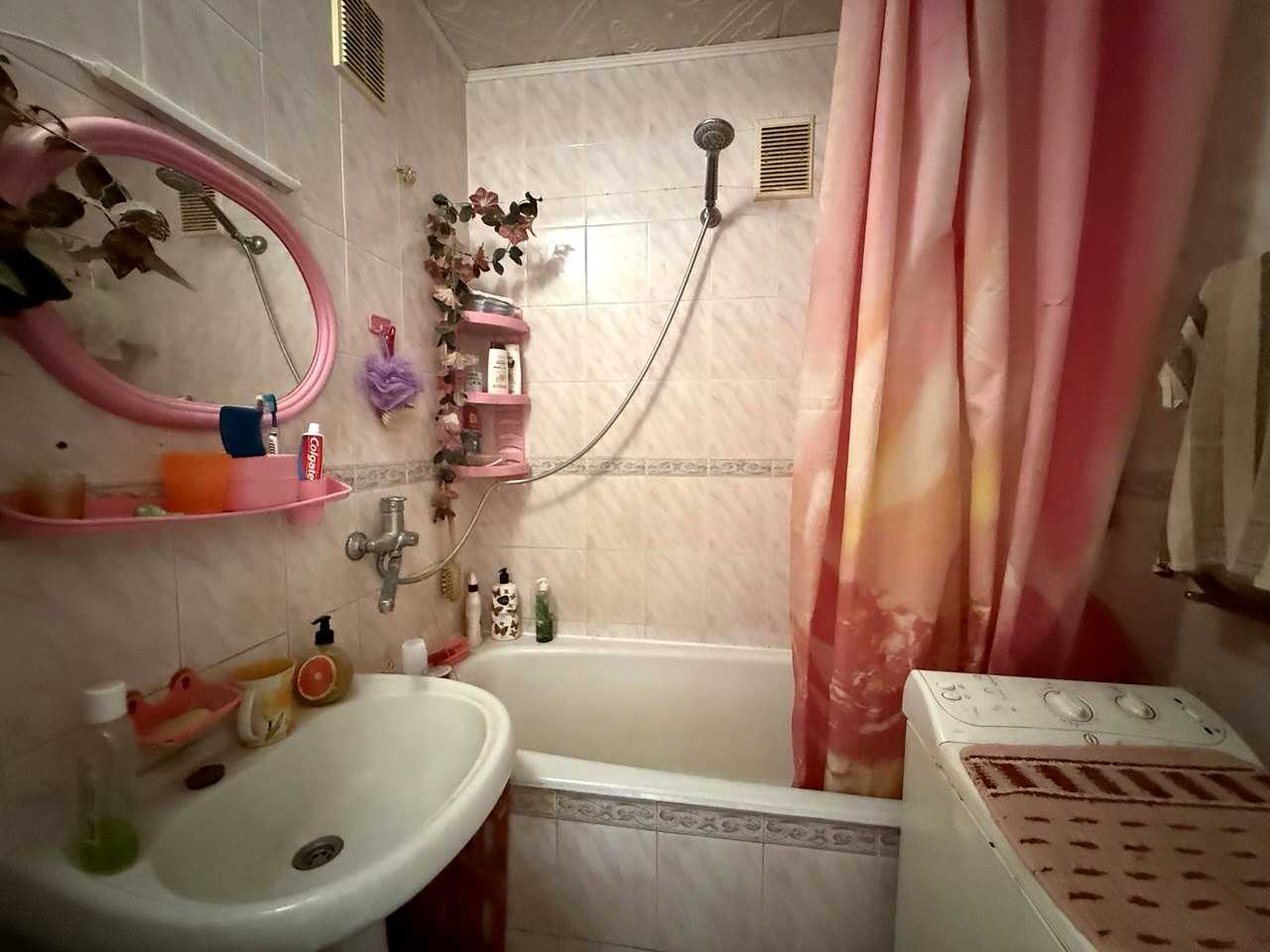 1878396005584542
