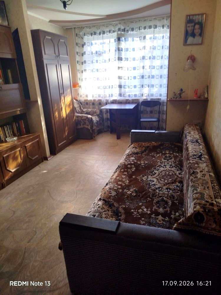 1878396011753713