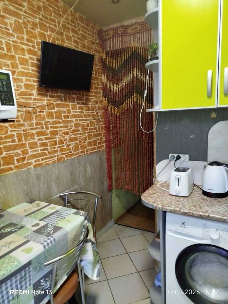 1878396011783647