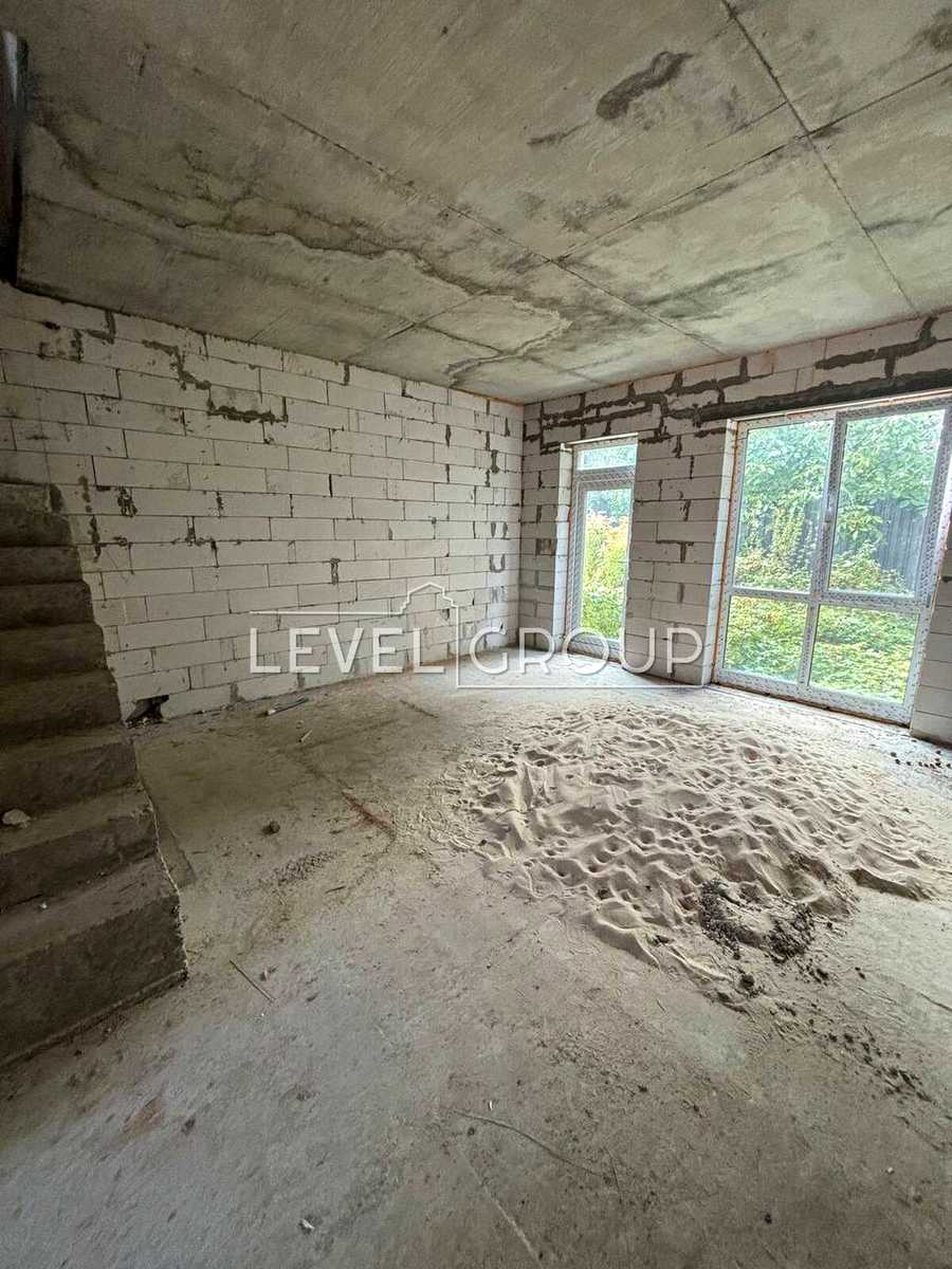 1878396177378043