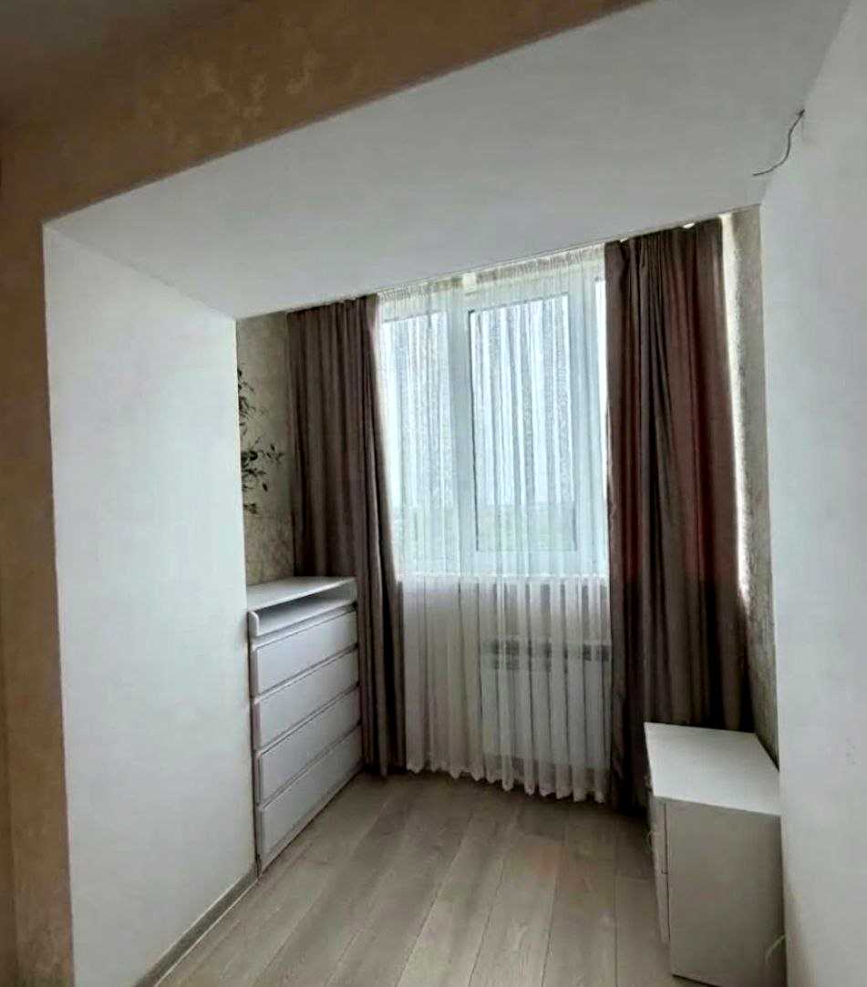 1878397246339936