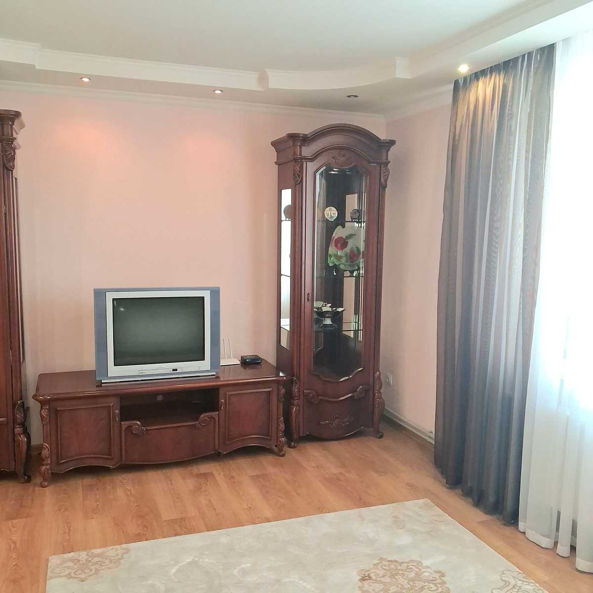 1878397738459707