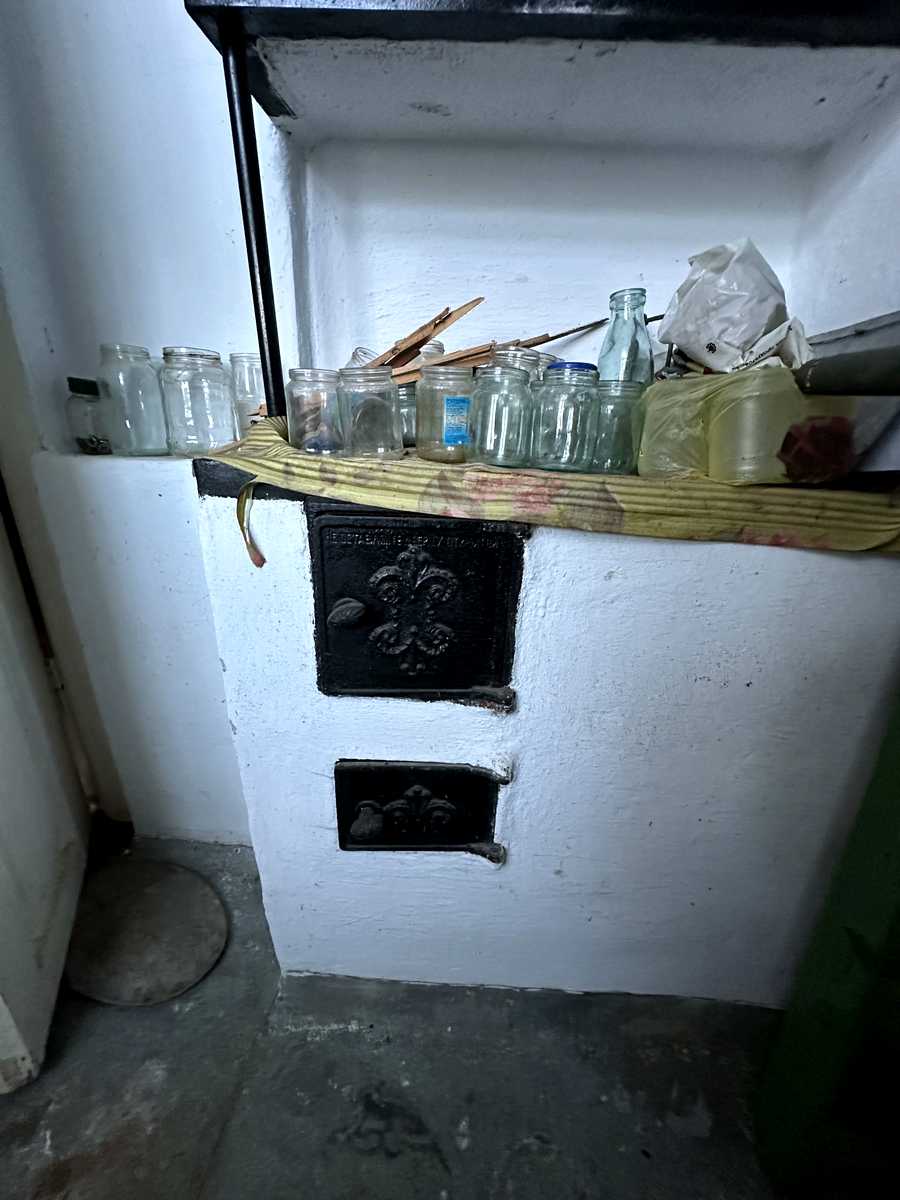 1878399303177679