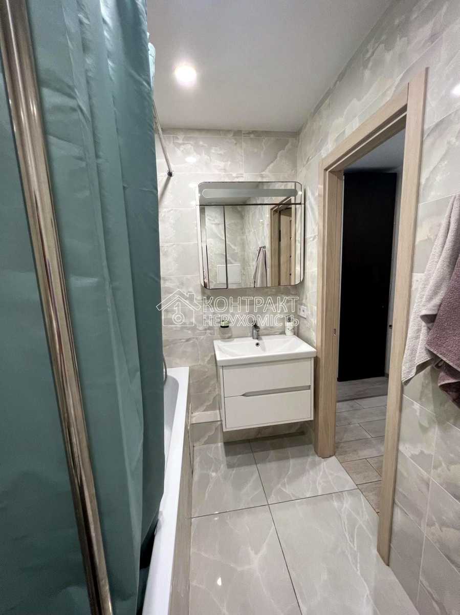 1878399583284553