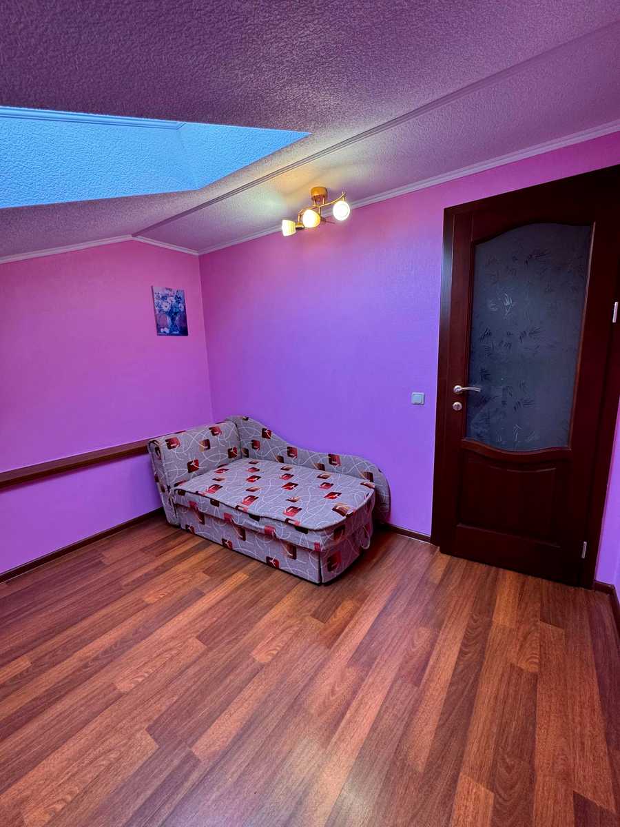 1878399864060480