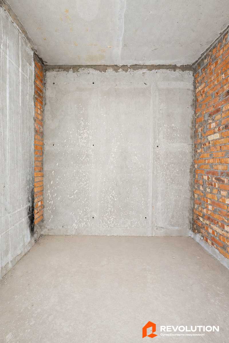 1878403274823101