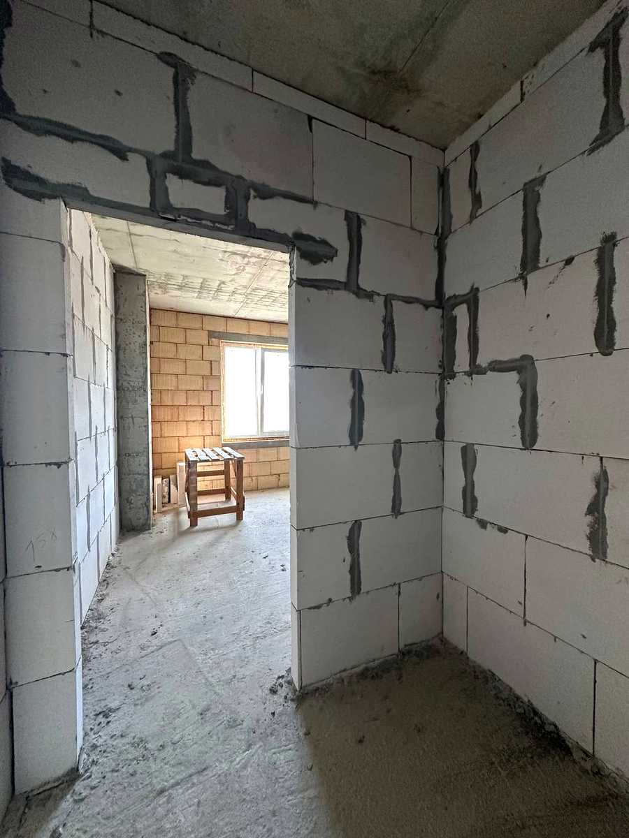 1878404303580562