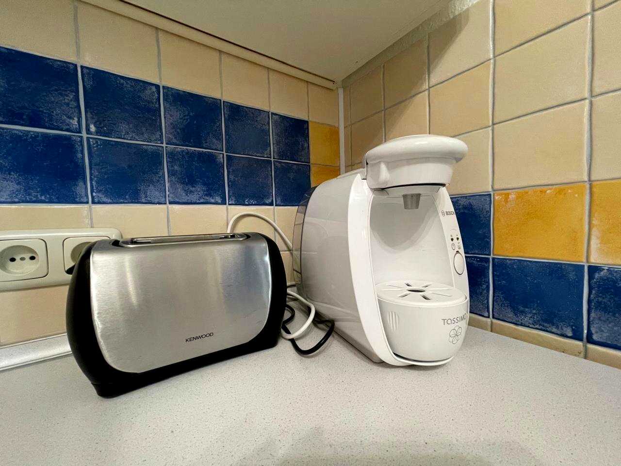 1878406786027068
