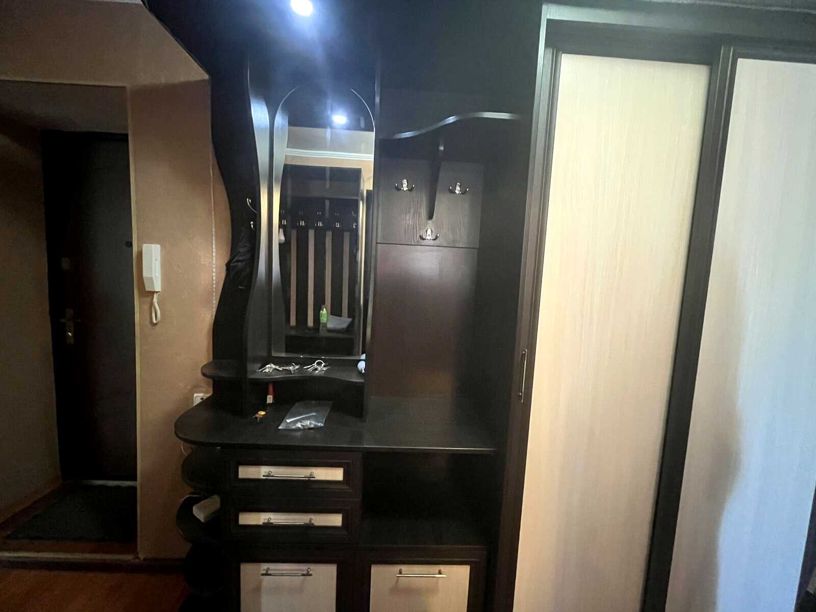 1878408249903471