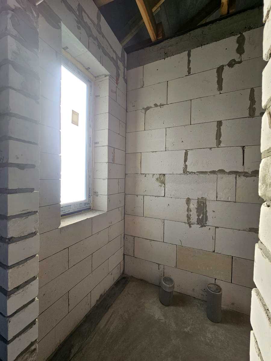 1878409958706418