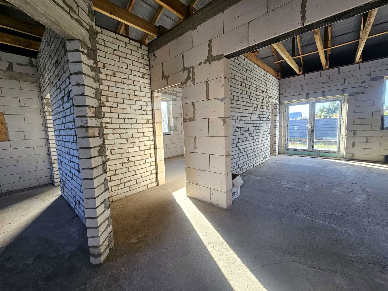 1878409960005676