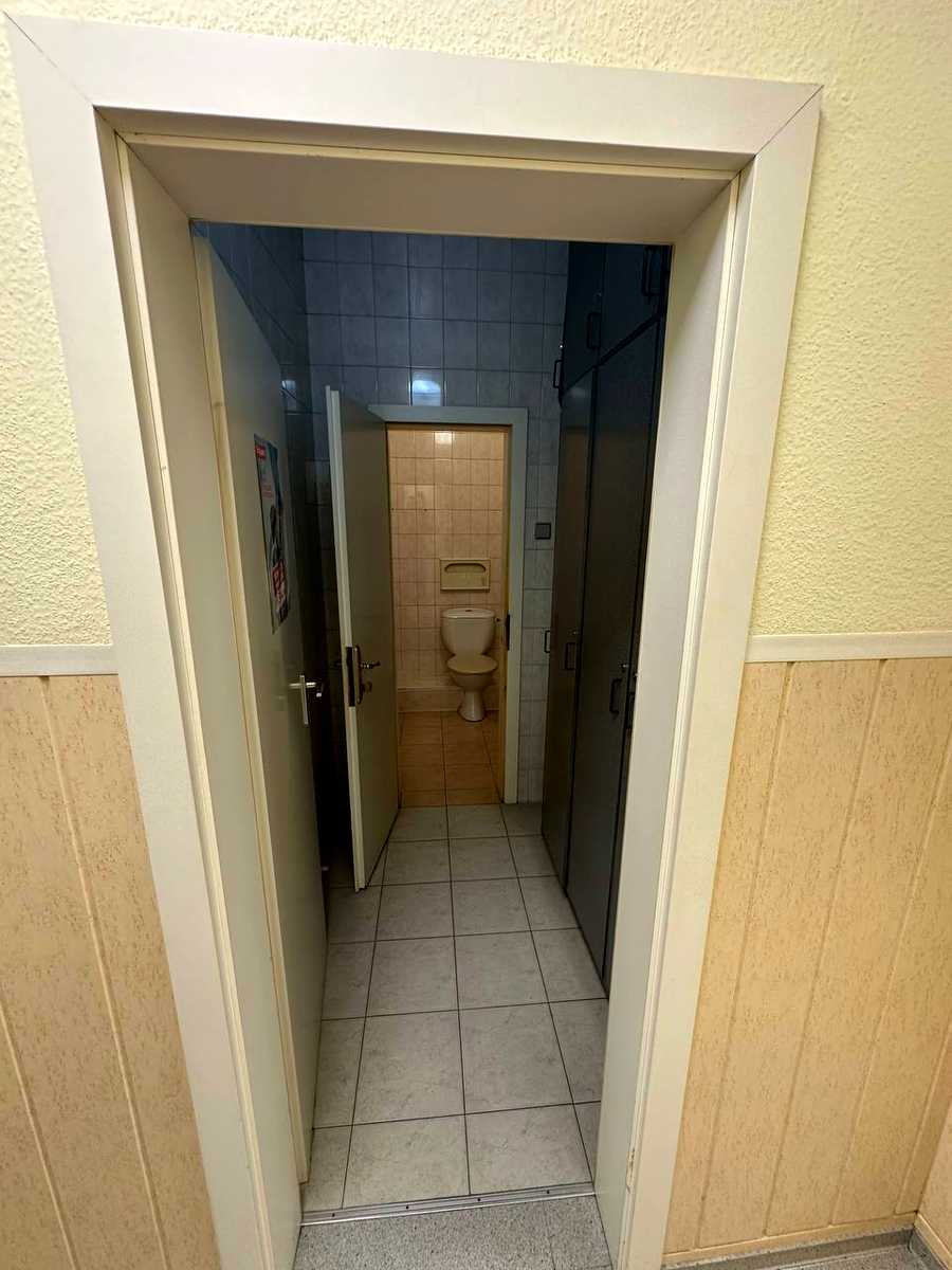 1878422137830123