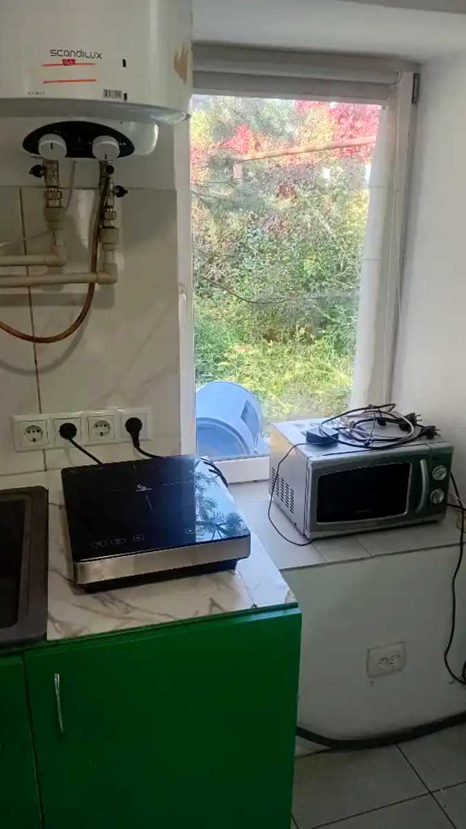 1878424850531975