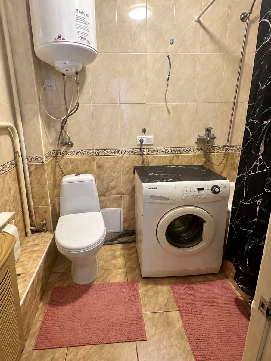 1878456947857388