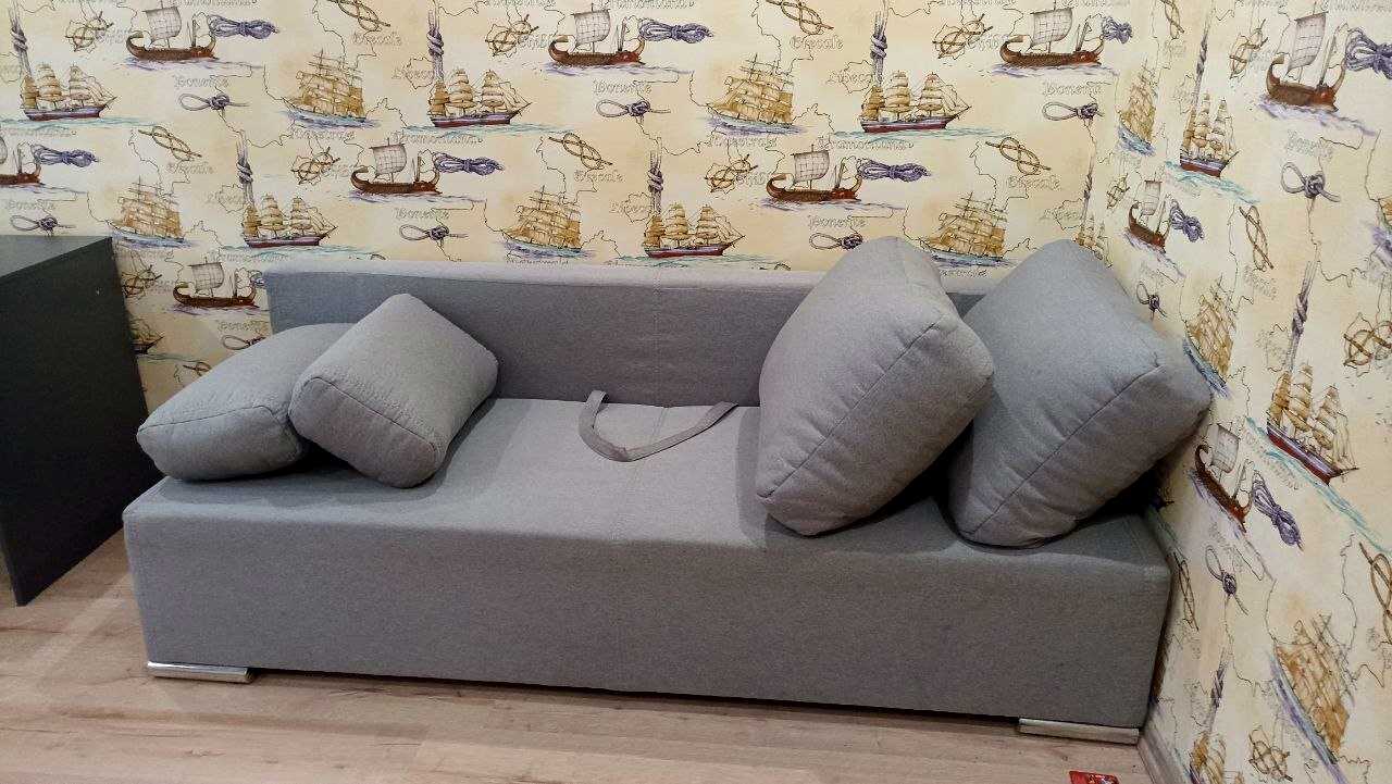 1878459767488415