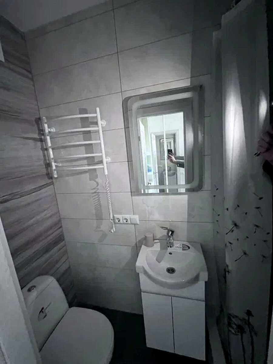 1878461106683215