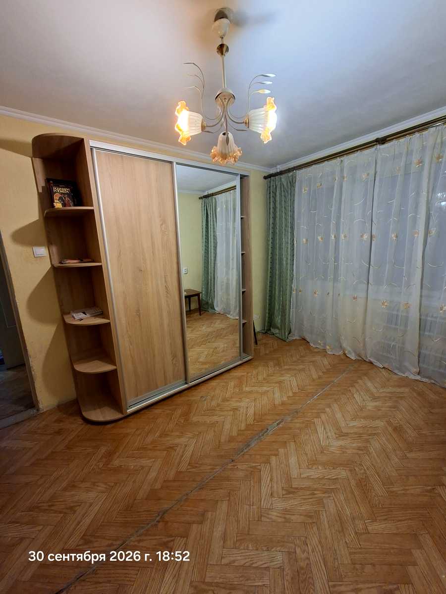 1878463430581985