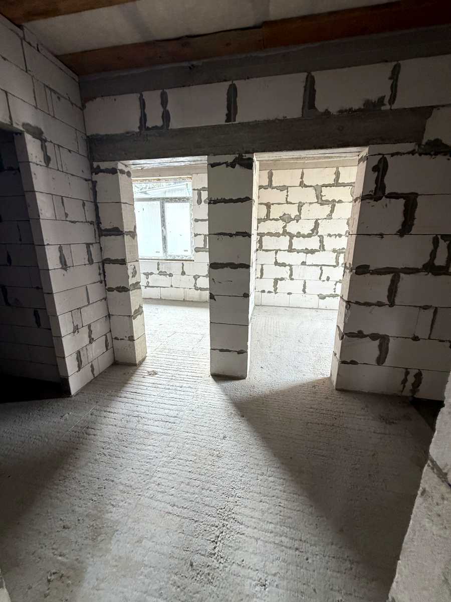 1878463983766550