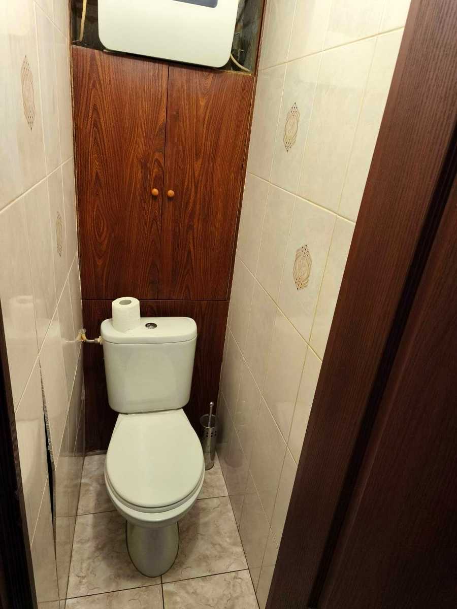 1878466581637945