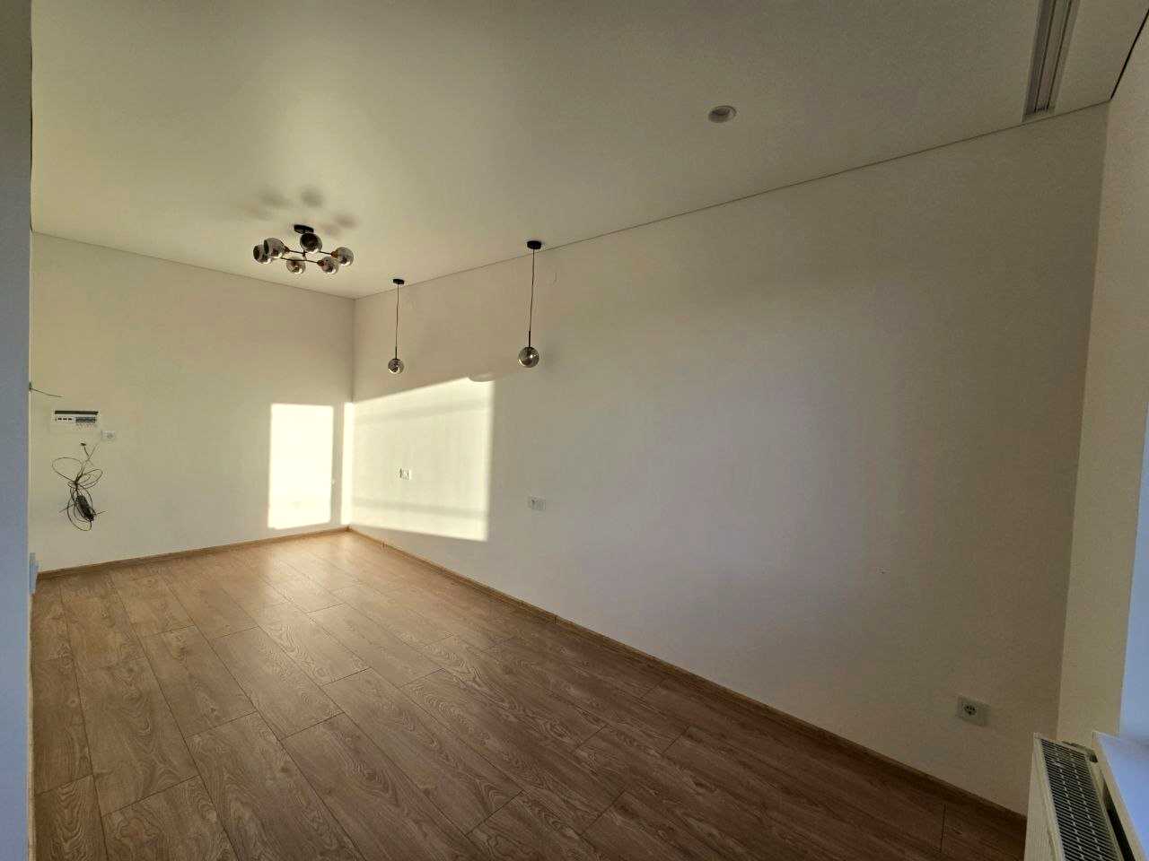 1878466824619552