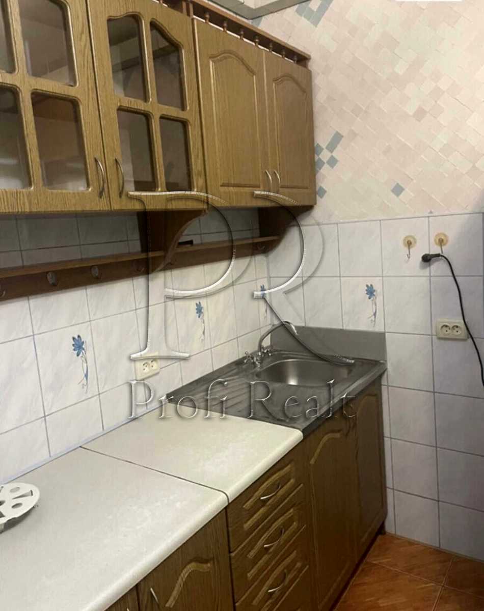 1878467837301269