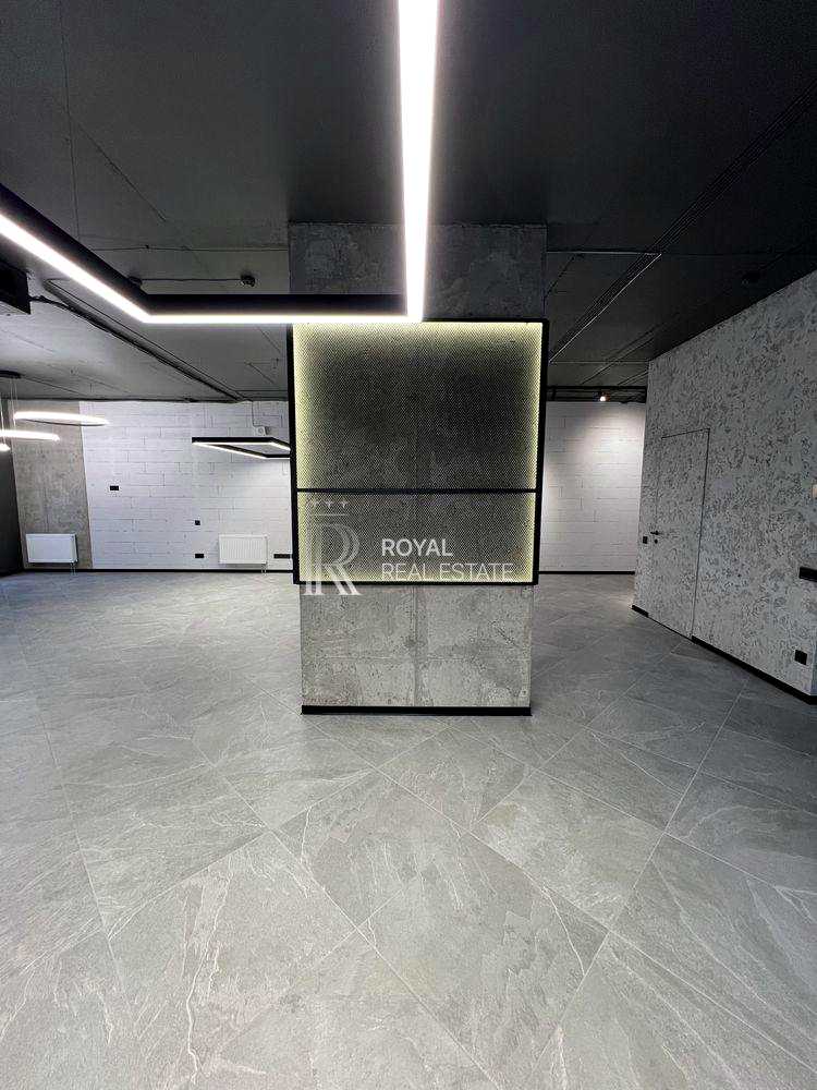 1878467922566877