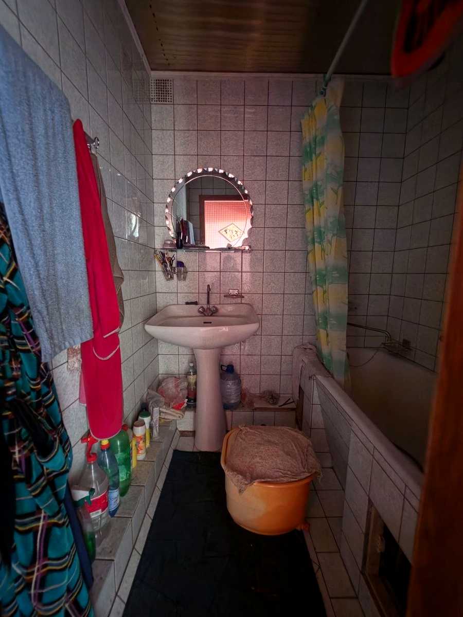 1878468514762355
