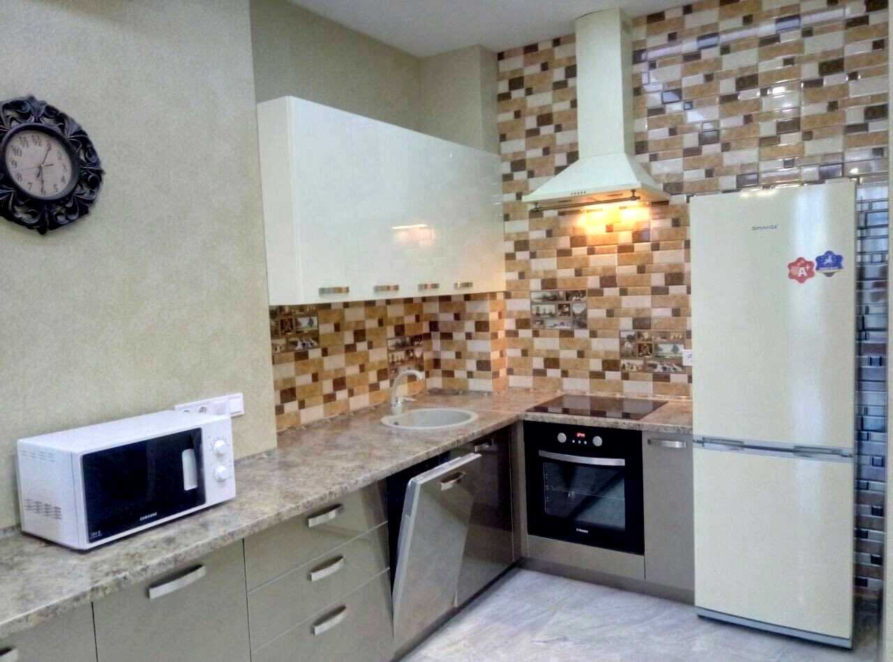 1878471009767735