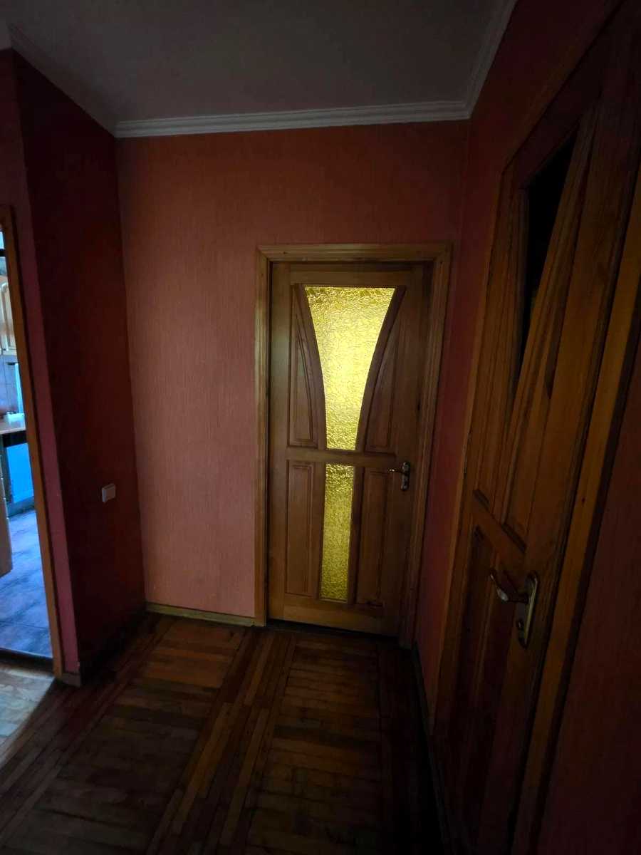 1878472433103125
