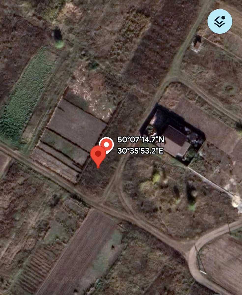 1878472444333215