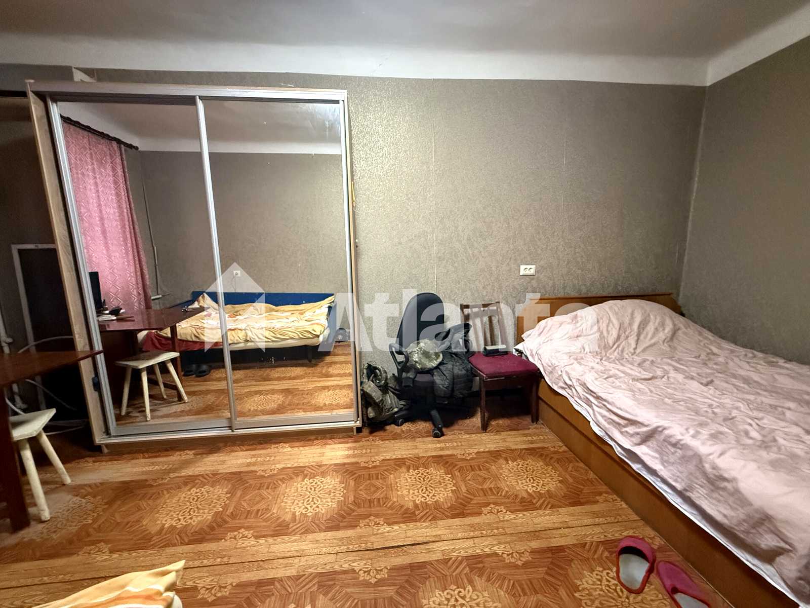 1878473044121064