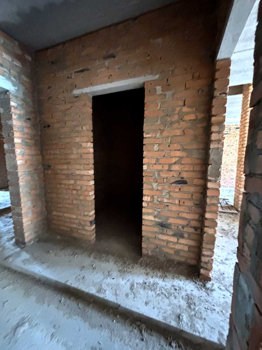 1878473578182926