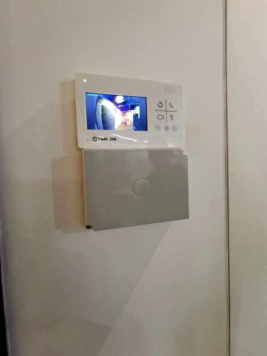 1878474228110213