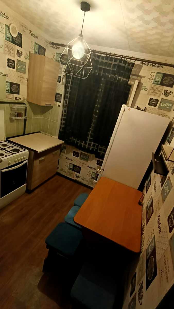1878474511456561