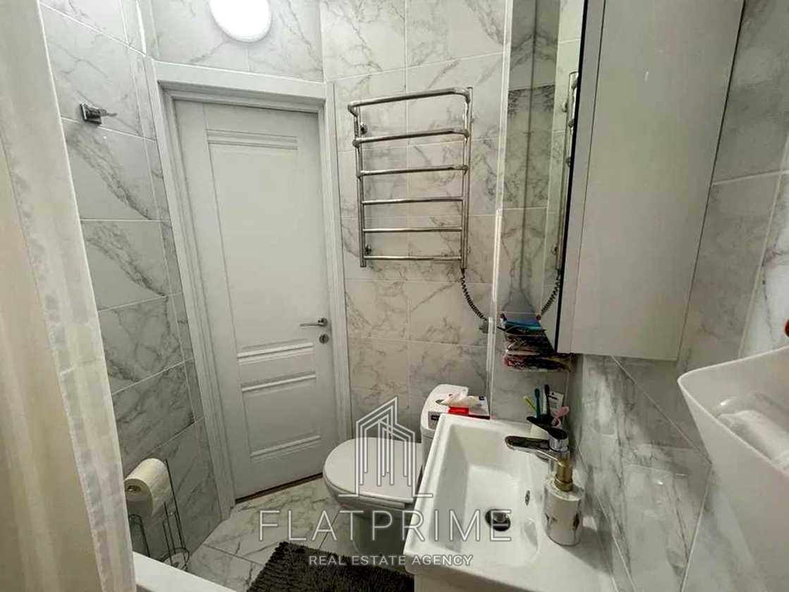 1878475352946236