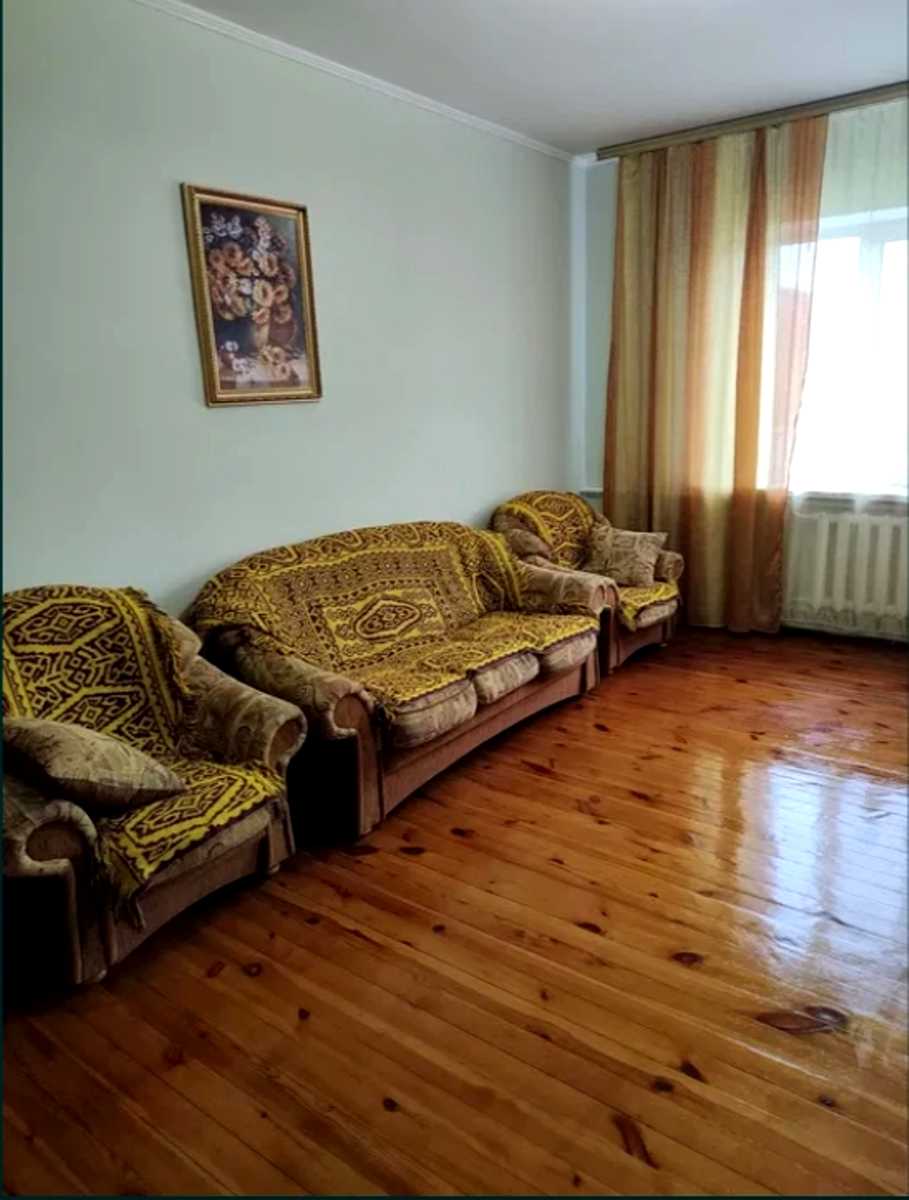 1878475478124422