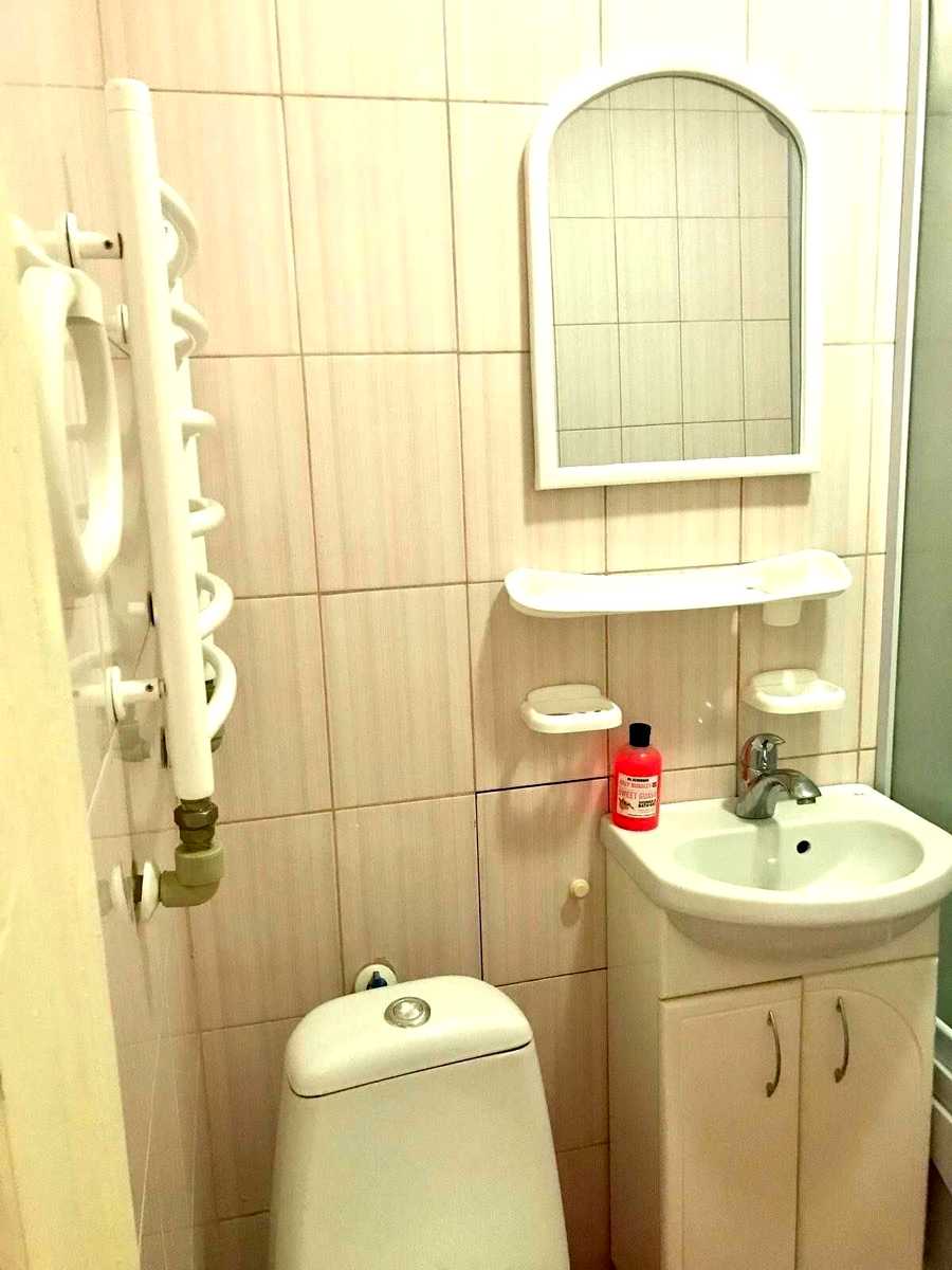 1878476577263942