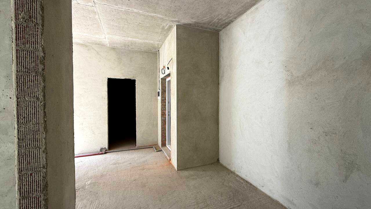 1878478115900389