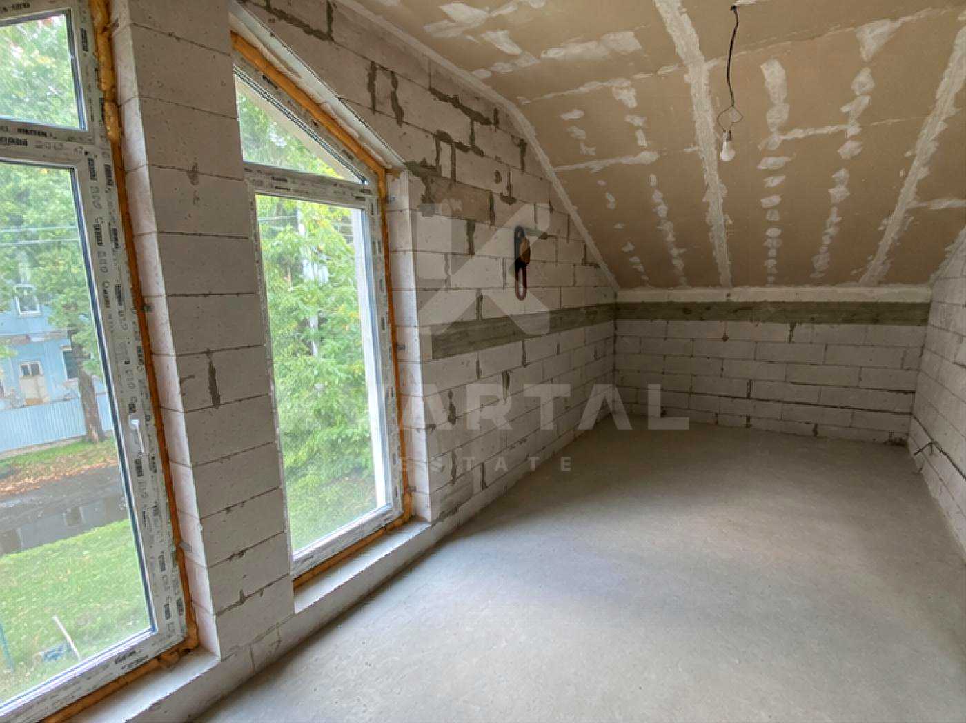 1878478270364343
