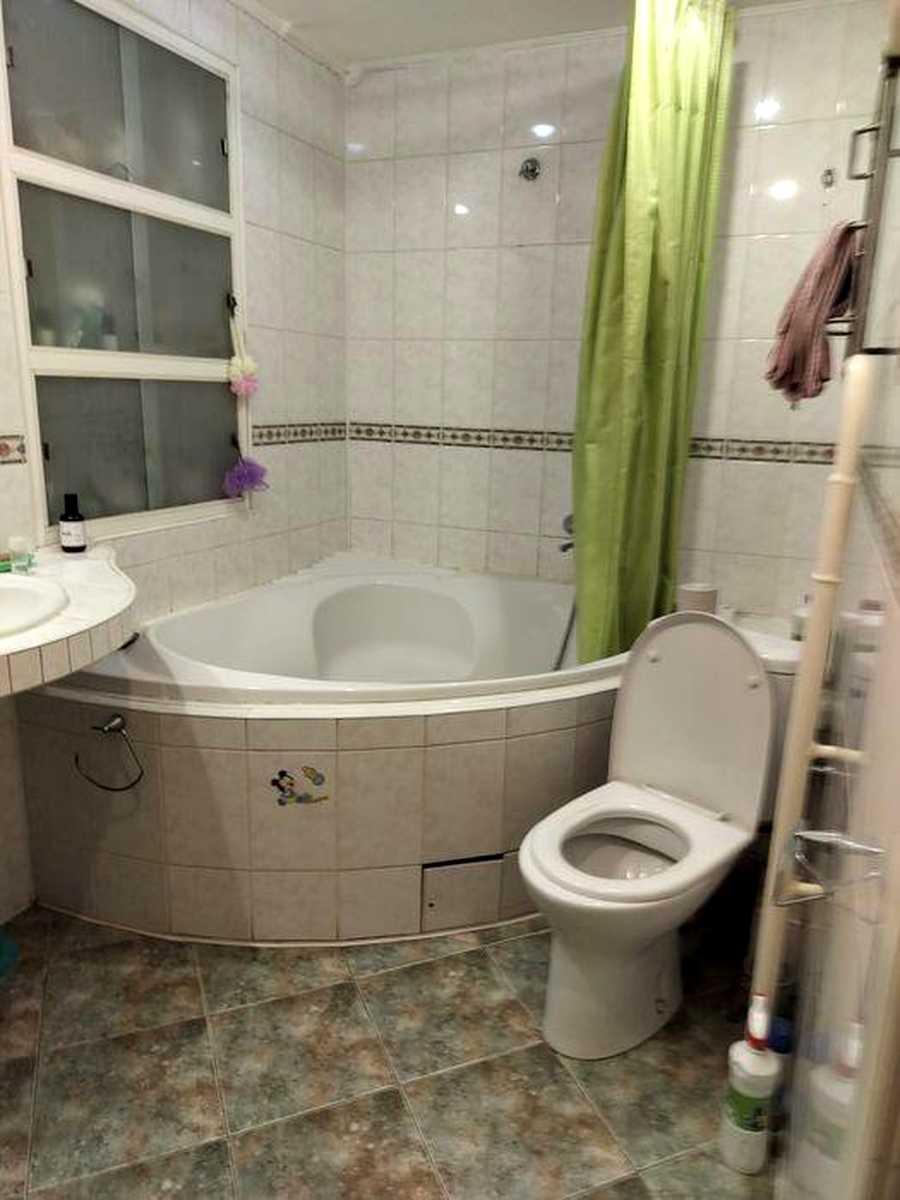 1878478478214624