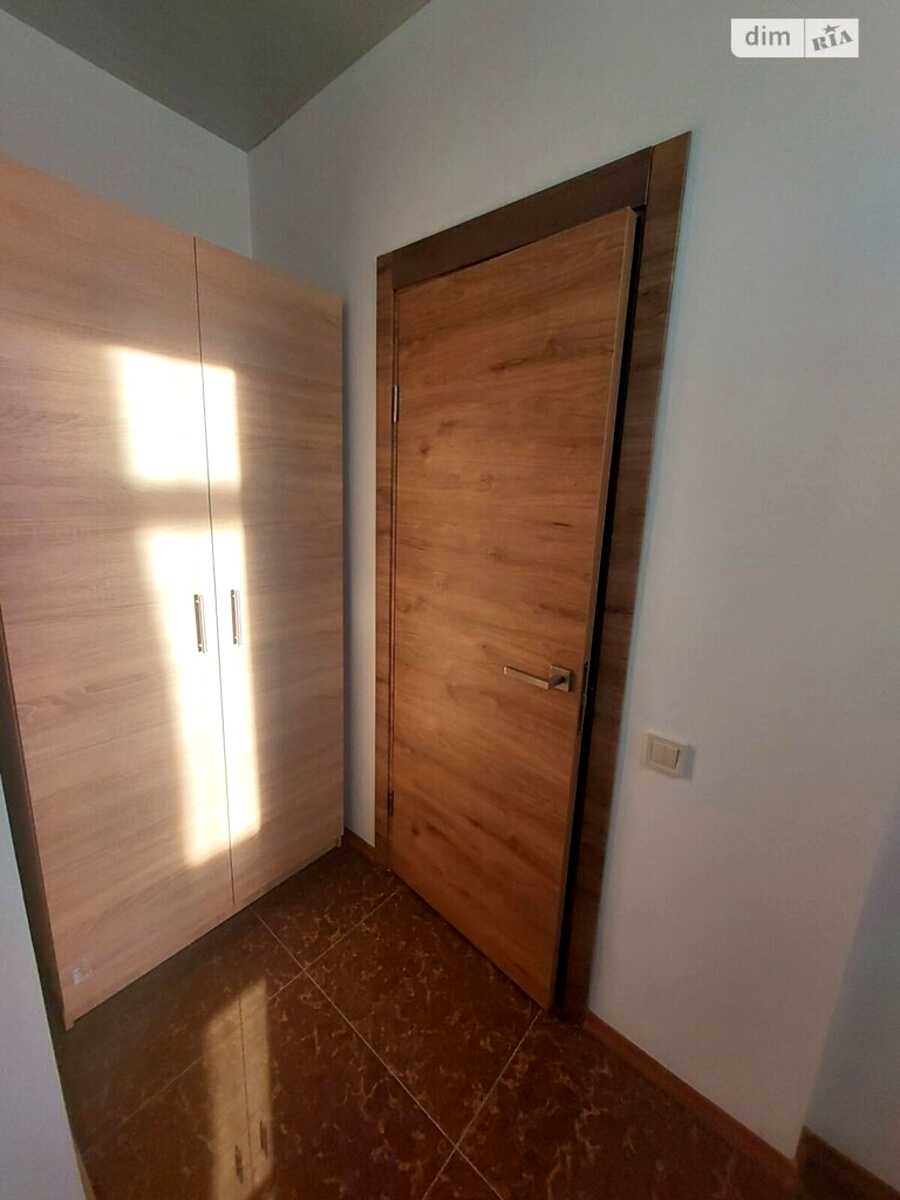 1878478609997878