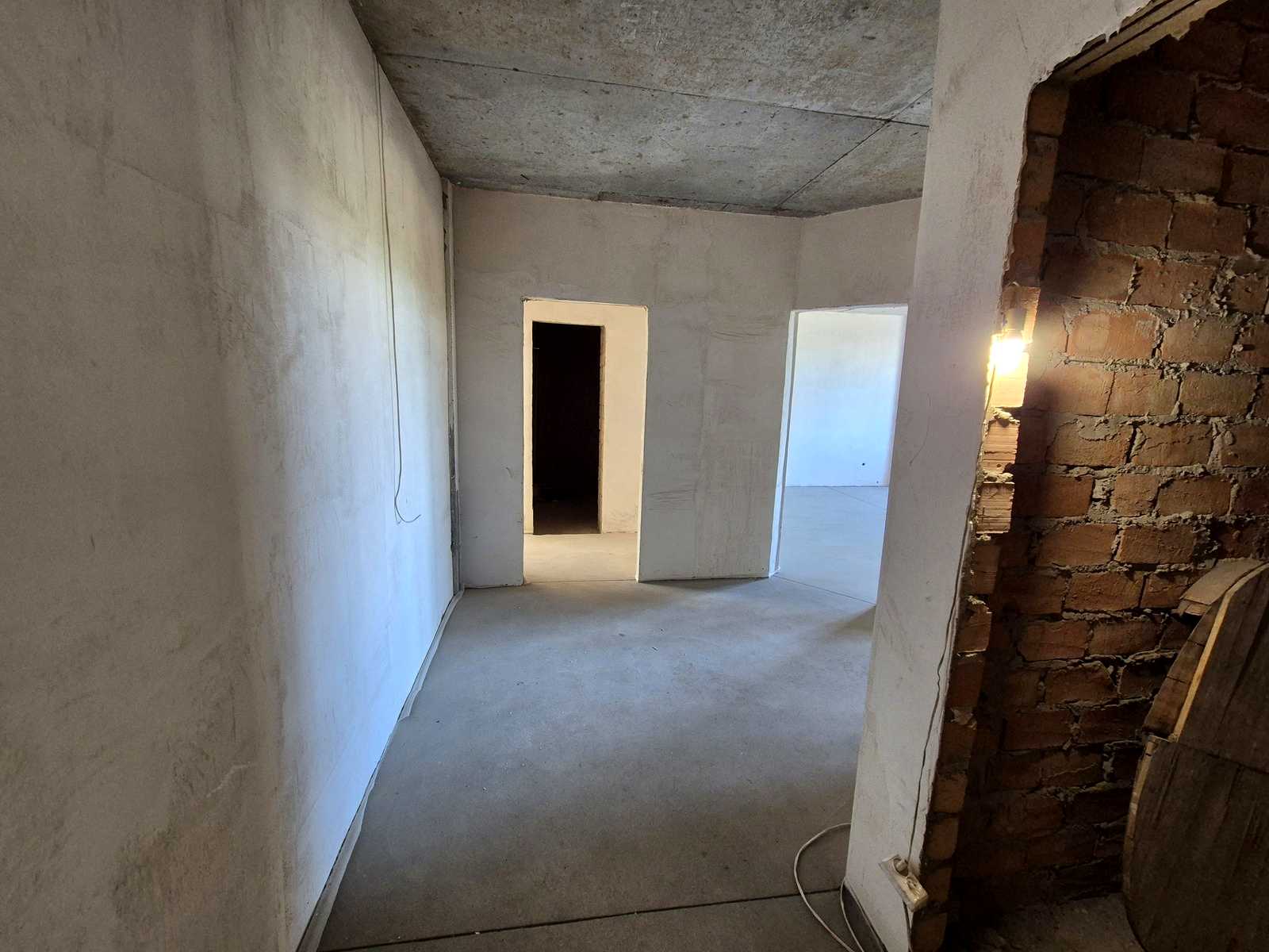 1878478891914613