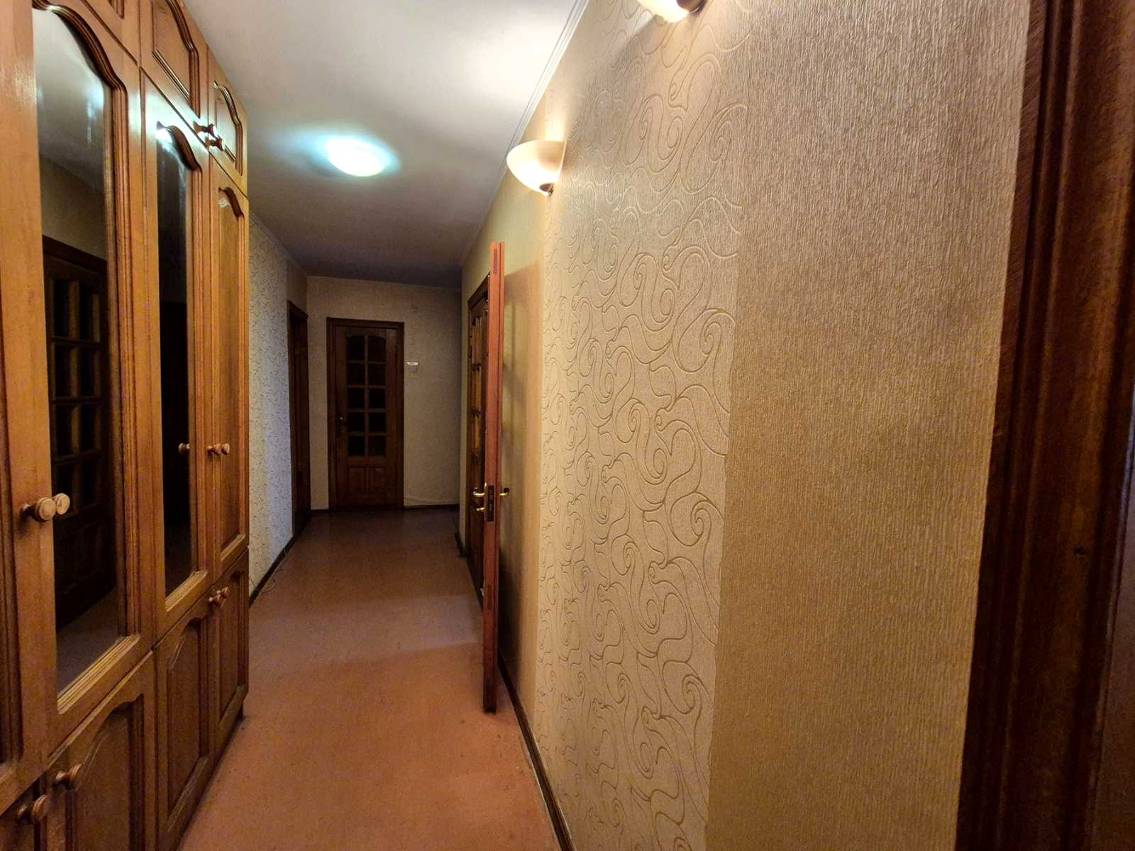 1878479131818629