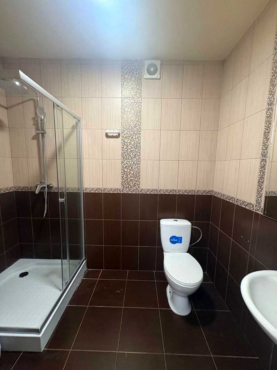 1878479387533368