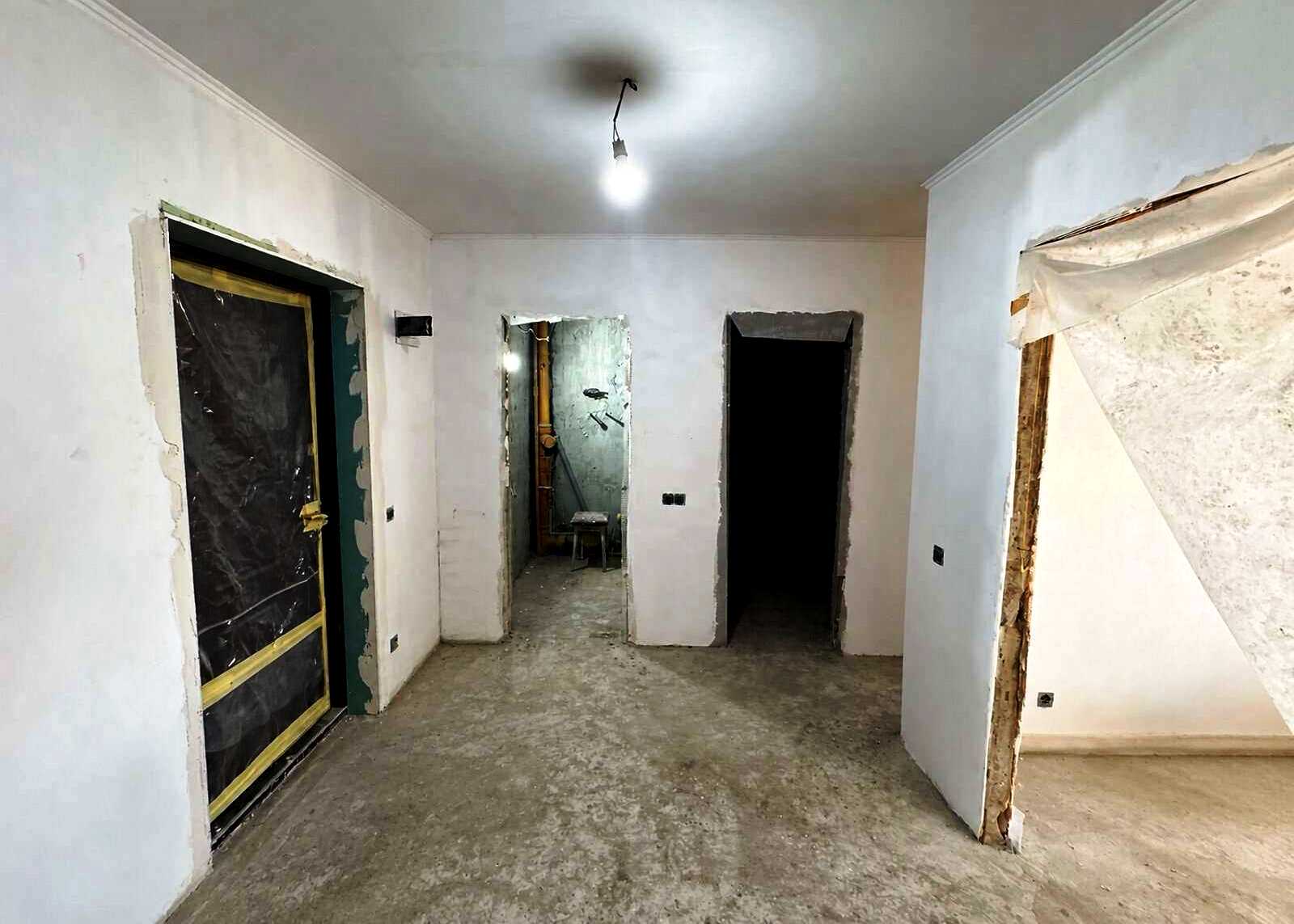 1878479469305132