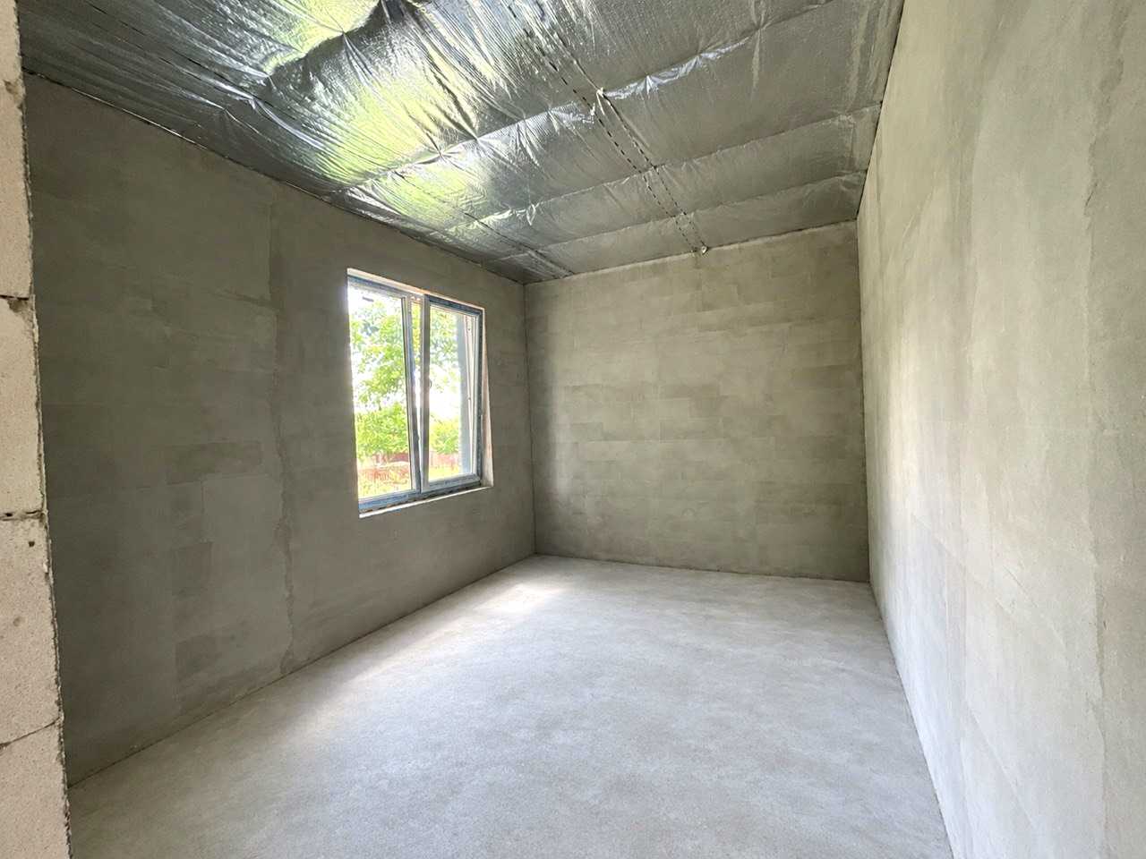 1878479647025817