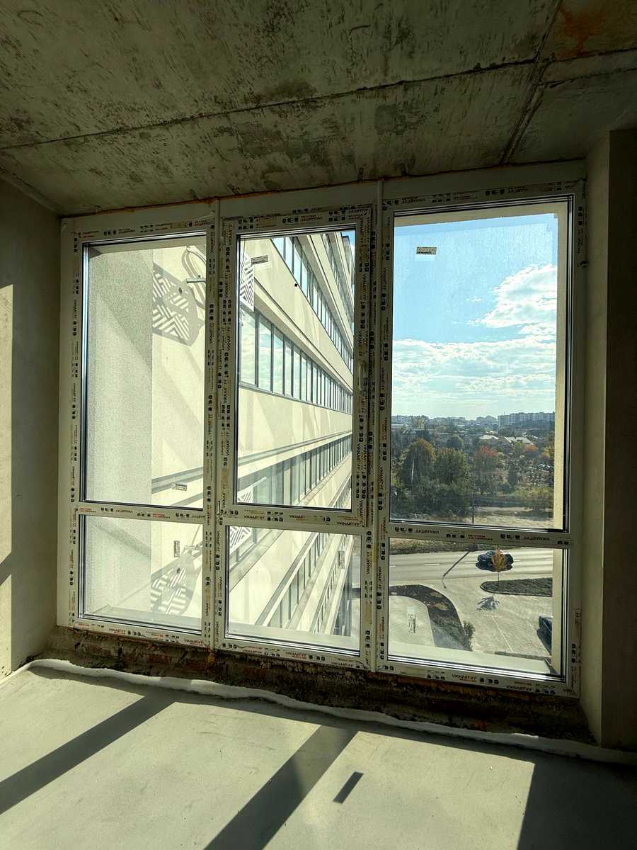 1878479900979715