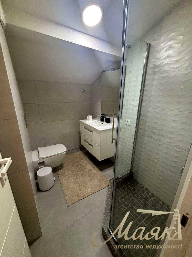 1878481378076465